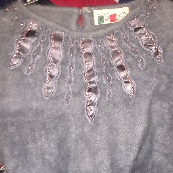 Super soft fuzzy sweater - Picture 4 of 4